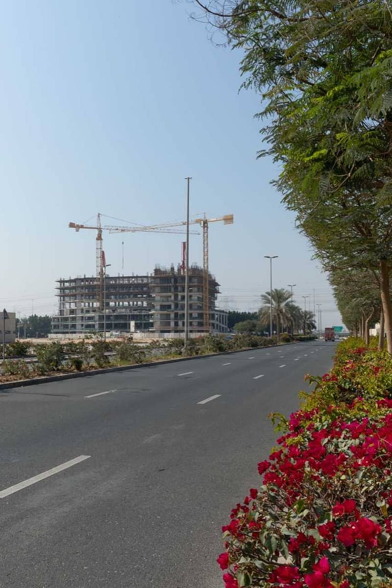 8 Own your apartment with a 30% discount on all units in the Binghatti Gate project