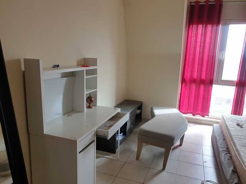 Huge | Furnished Studio | Pool view | Med Cluster Huge | Furnished Studio | Pool view | Med Cluster