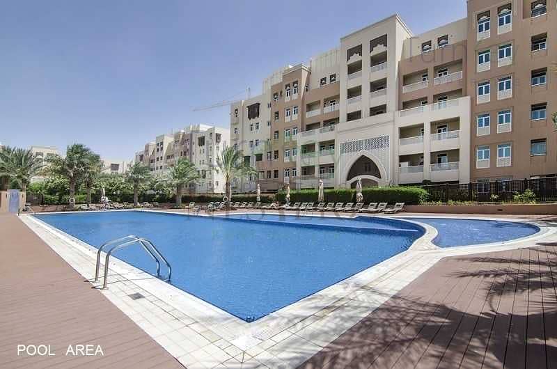 15 3 BHK + M | COMMUNITY VIEW | Close Kitchen