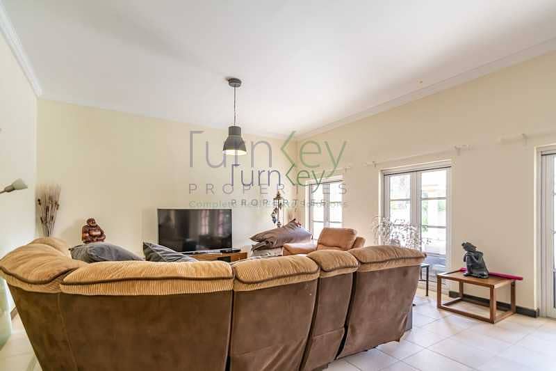 8 Big Garden | 4 Bed + Study | Cordoba E1 | Well Maintained