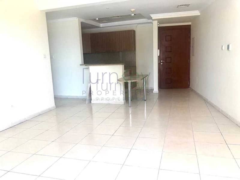 3 Bright Unit - 1 Bedroom For Rent DSO