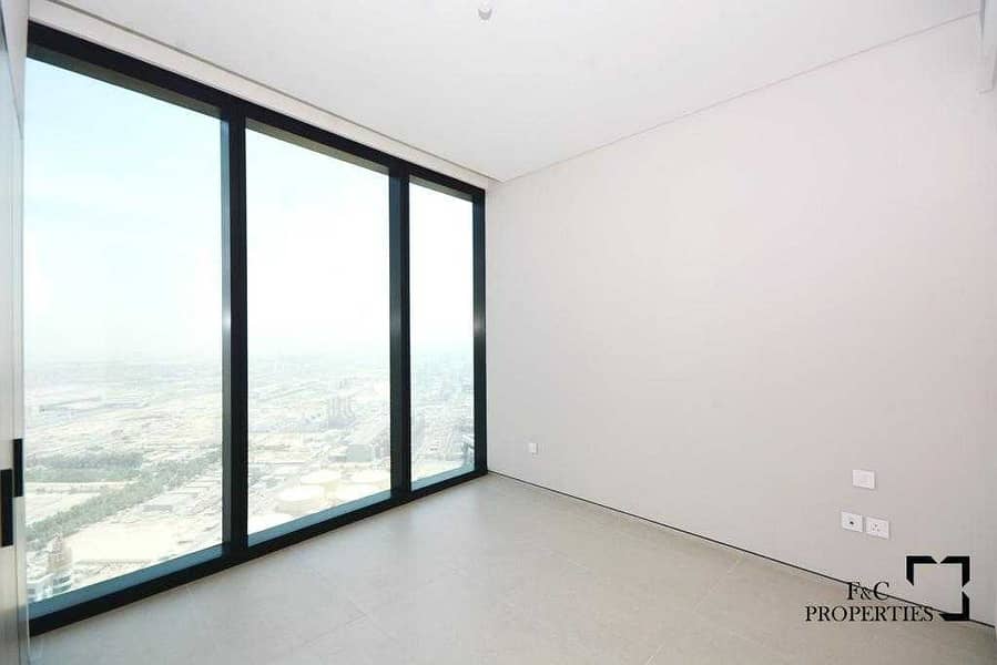 9 2 BR Apartment  High Floor | Marina View