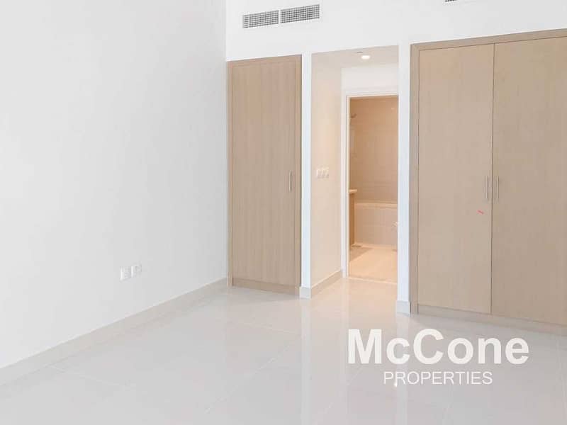 5 Available Now | Spacious apartment | Large Balcony