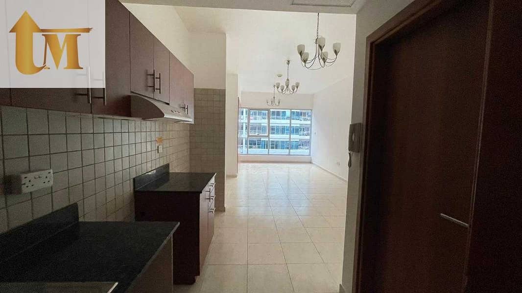 6 Nice Studio with Al Ain Road View for Sale in Skycourts Towers