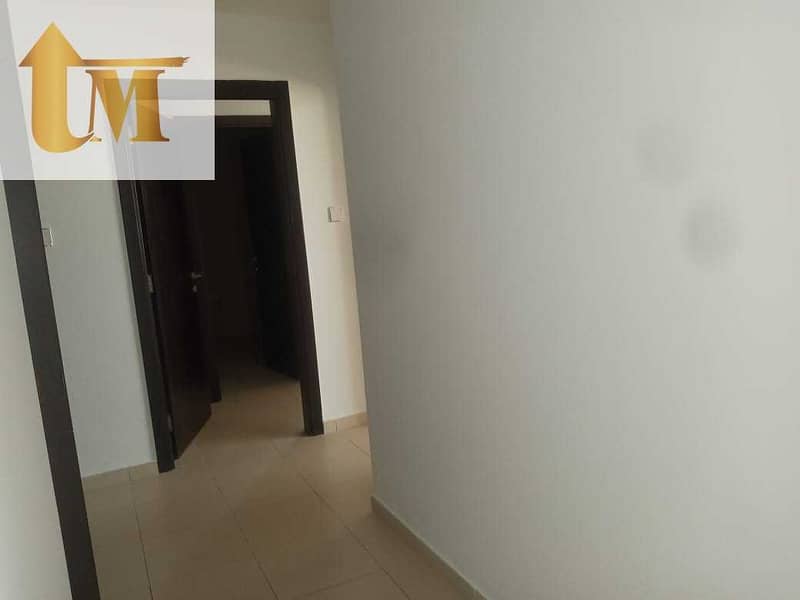 6 Lowest Offer !! 2 bedroom 3Baths Store Laundry Parking in Queue Point. Liwan.