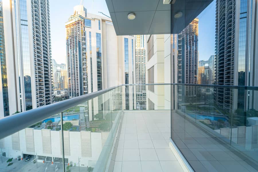 Huge 2BR | Burj Khalifa & Business Bay View