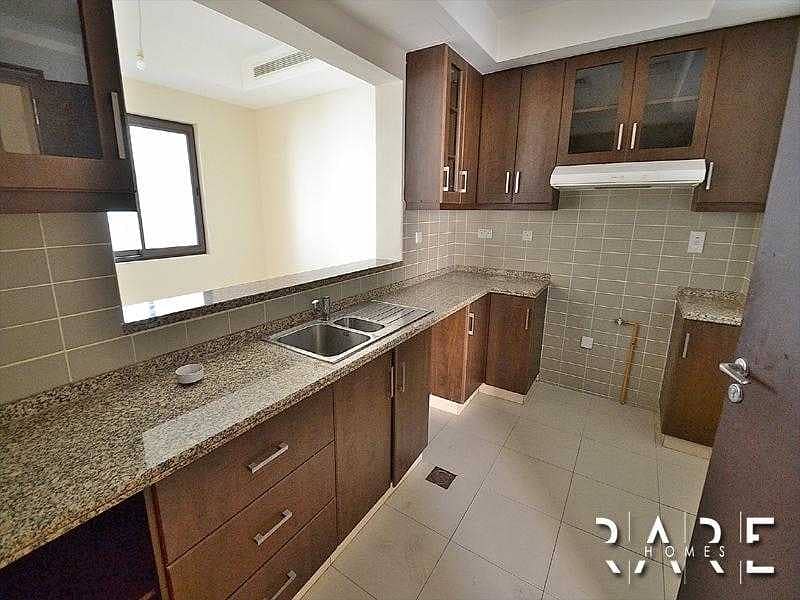 7 Ideal Place   Spacious I Well Maintained  I Spacious in Mira - Reem Community  MV