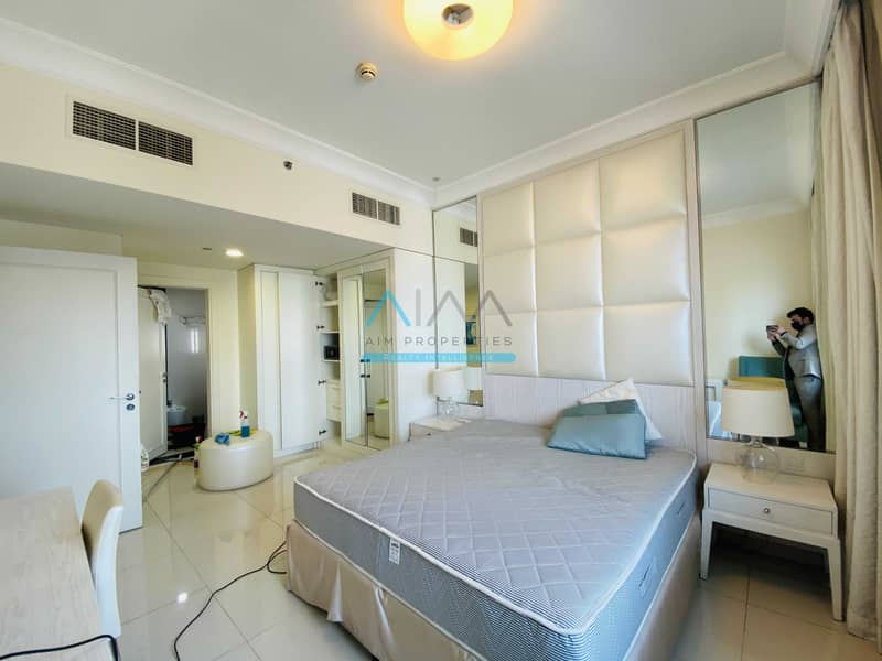 5 Higher Floor | Luxury building | Fully Furnished | Well Maintained