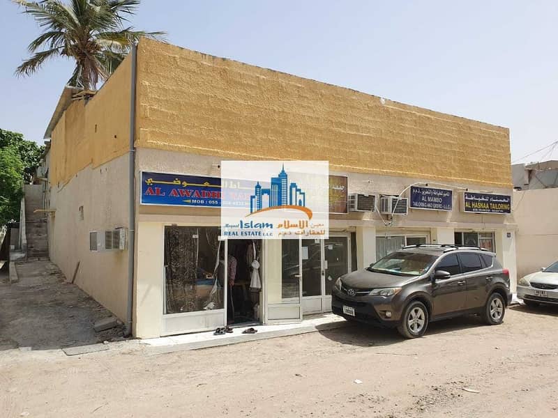 24 HOT OFFER: 8 BHK ARABIC HOUSE WITH 4 SHOPS FOR SALE IN AL RASHEDIA-3, AJMAN