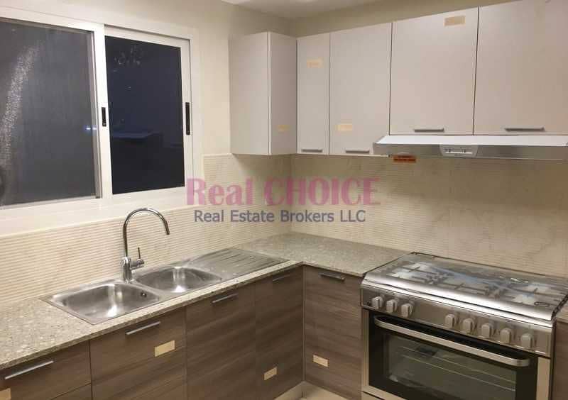 15 Spacious Layout 3BR Well Maintained Apartment