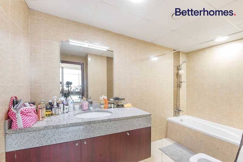 12 Spacious 1BR | Laundry Room | Full Canal View