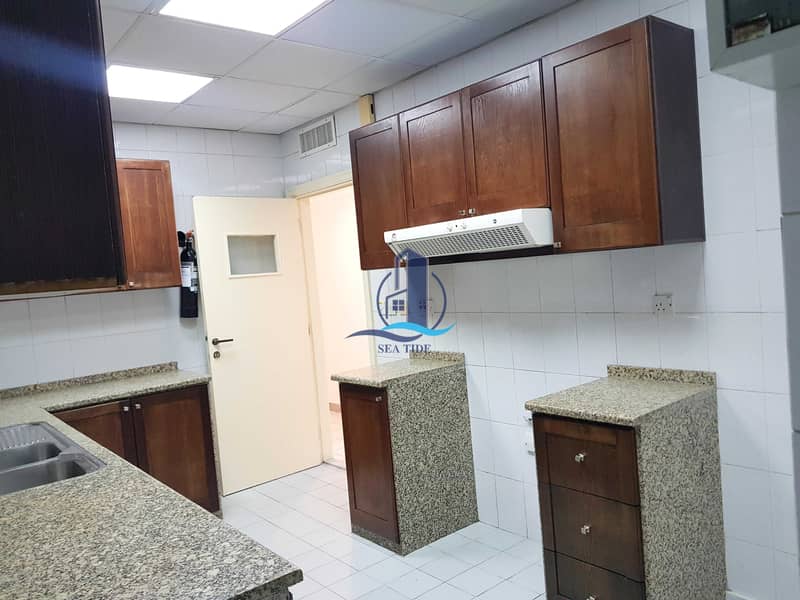 23 1 MONTH FREE| 2 BR  Apartment with Balcony