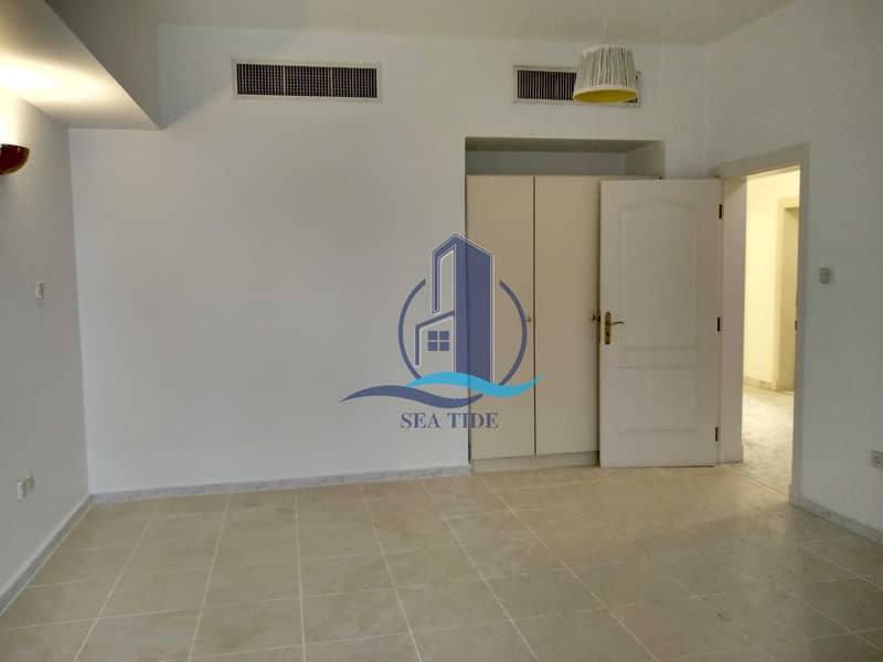 11 Very Spacious 4 BR Villa with Balcony