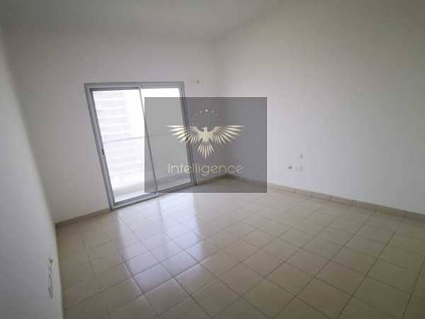 5 13 months contract! Spacious Unit with Balcony!