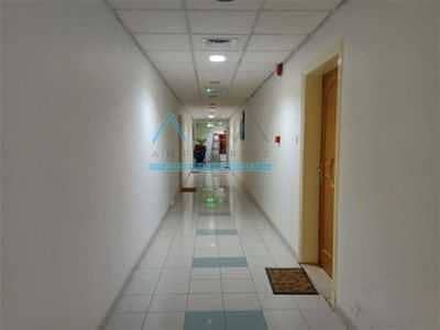 18 spacious one bedroom apartment for rent in Al barsha one   40000 only