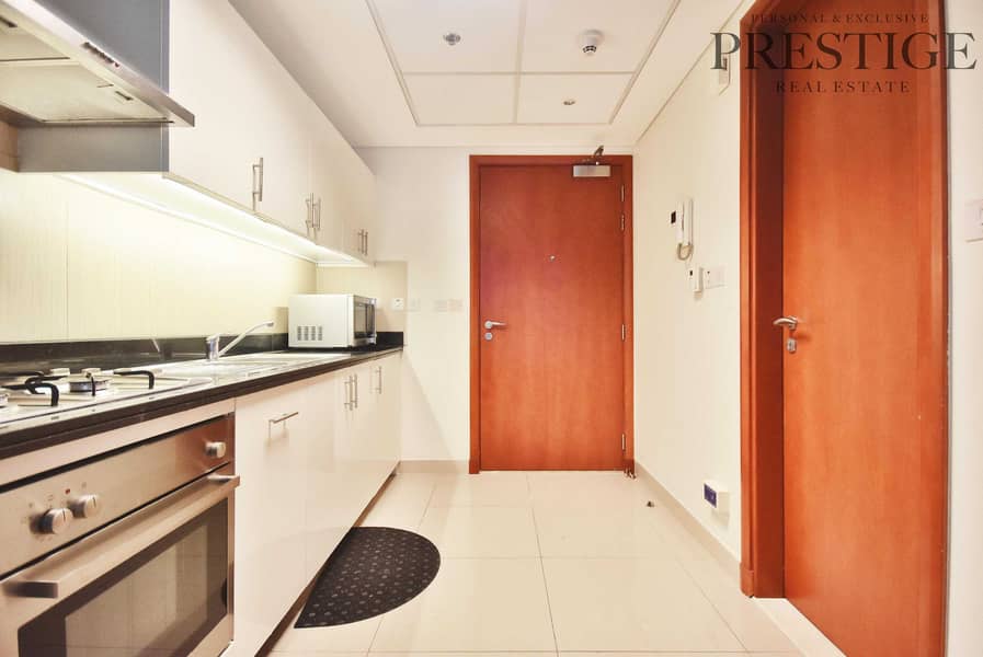 11 Furnished Studio | Access to Mall - Metro| Park tower DIFC
