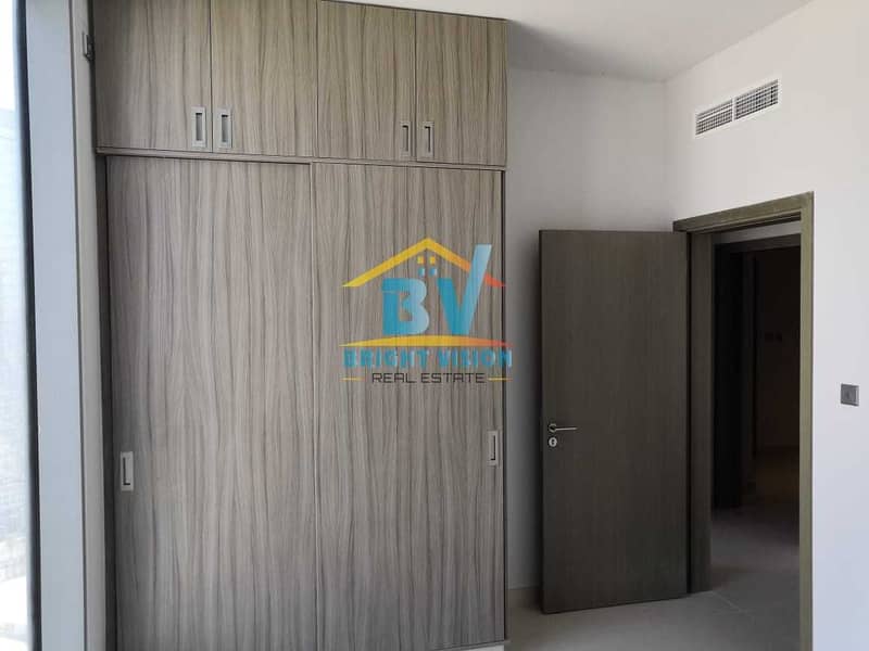 15 Perfect Investment/ 3 BHK + Maids Room /Amazing view