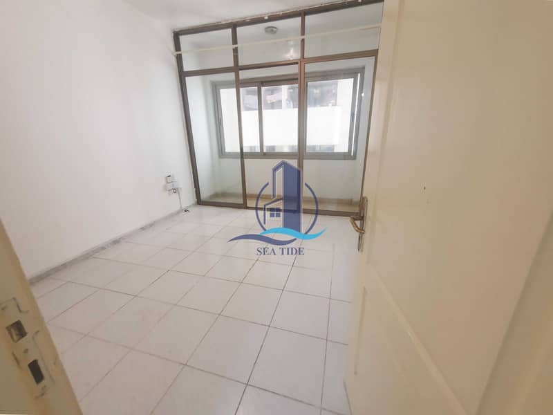 3 Great Price 1 BR Apartment with Balcony