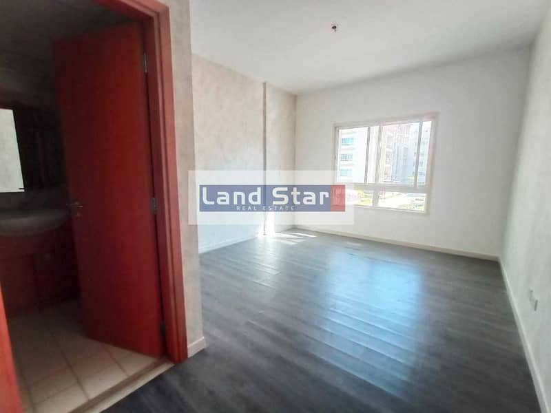 9 2BR+ Study|Lower Floor|Ready to Move|Huge Balcony