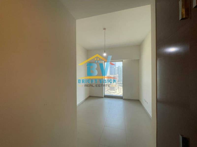 5 Hot Deal! Spacious 1 BHK Apartment