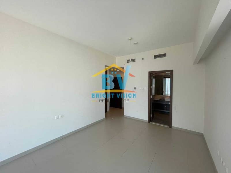 8 Hot Deal! Spacious 1 BHK Apartment