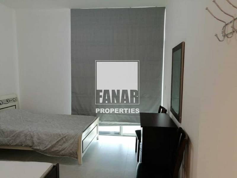 Fully Furnished Vacant Apartment with Balcony