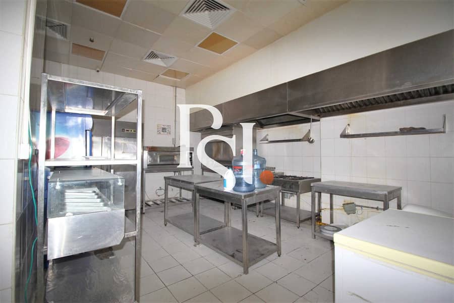 5 Fully Furnished |Super For Restaurant |Marina Walk