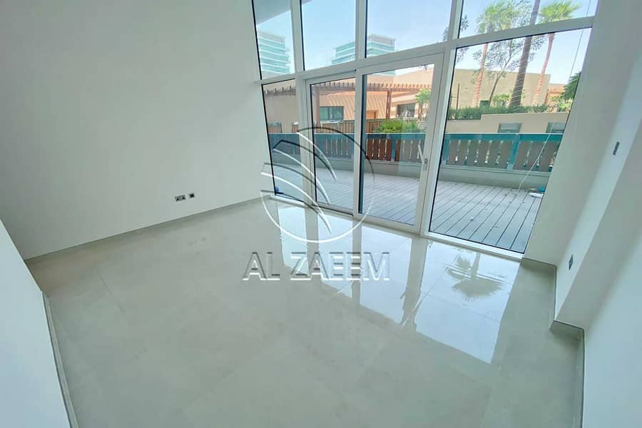 4 Street View! Furnished Aparment With Balcony