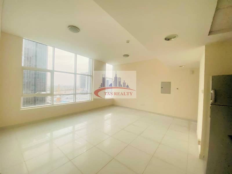 4 Spacious 2 B/R in Park Central Tower Business Bay