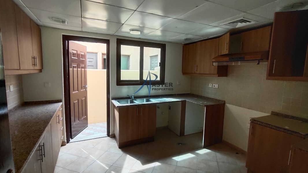 24 Quiet, Clean and Peaceful. Very Nice 3 bedroom villa available in SAS AL NAKEEL Village