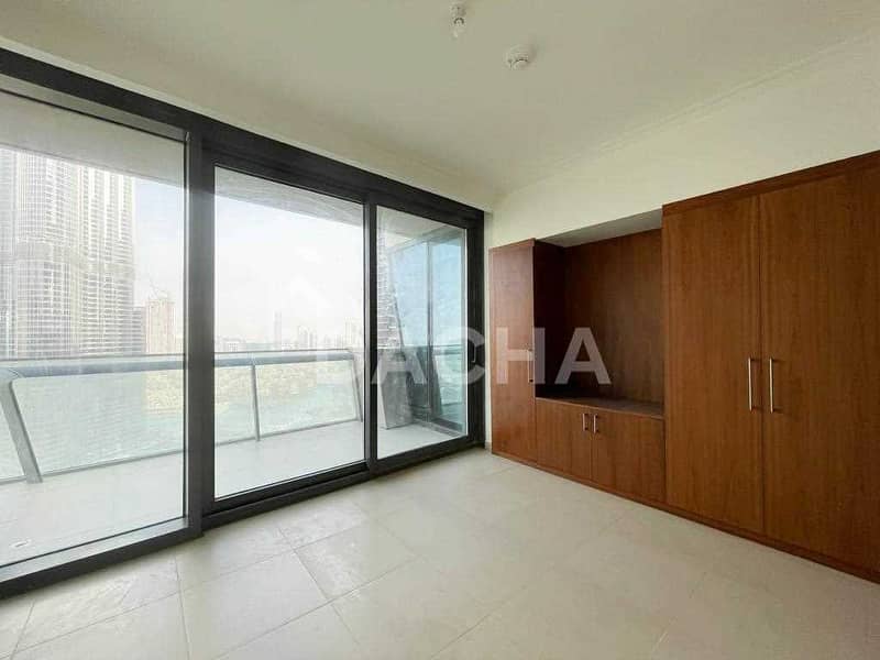 7 Full Burj View / Unfurnished / Available