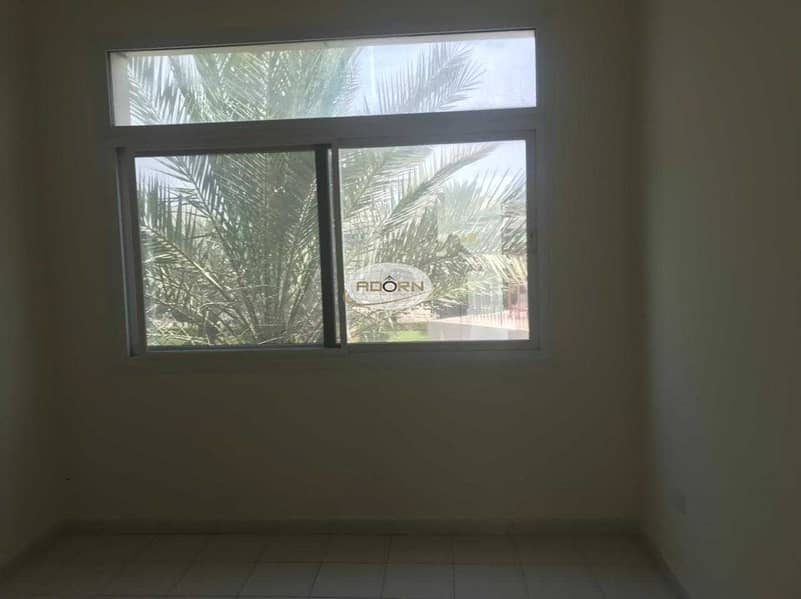 6 Very nice 4 bedroom plus maid compound villa with shared pool and gym in Al Barsha 1