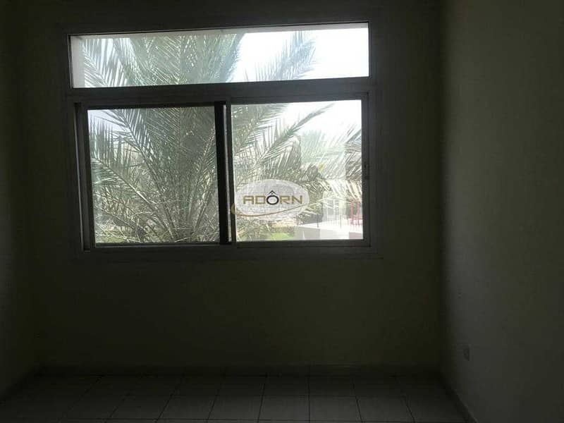 22 Very nice 4 bedroom plus maid compound villa with shared pool and gym in Al Barsha 1