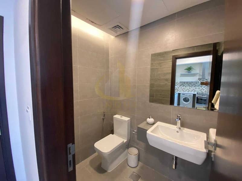 13 Burj and Canal Views | Ready to Move in | 1 Bedroom