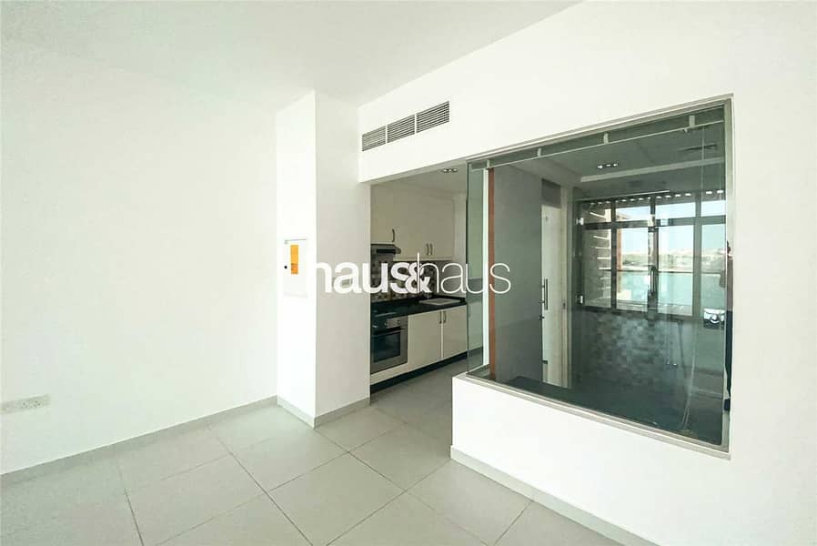 2 Incredible Sea View  | Modern  | Fully Furnished |
