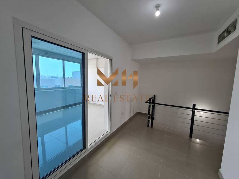 6 Spacious 4BHK  with Balcony | Ready to move in