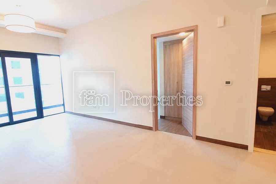 6 1 bedroom with amazing view of Dubai canal