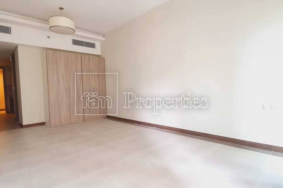 7 1 bedroom with amazing view of Dubai canal