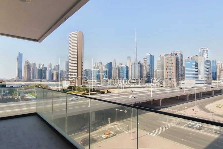 23 1 bedroom with amazing view of Dubai canal