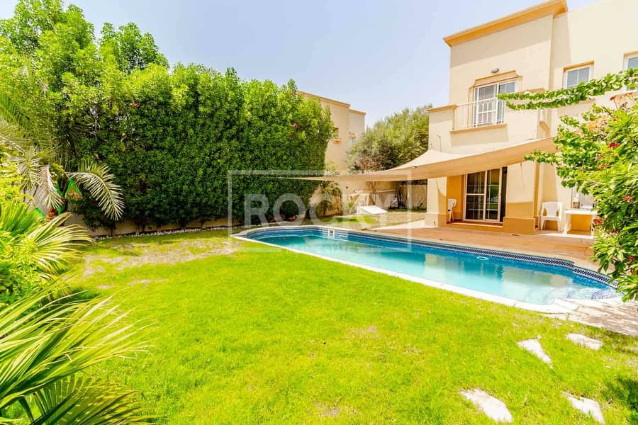 15 Upgraded Villa | 2 Bed | Private Pool