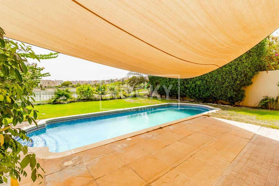 16 Upgraded Villa | 2 Bed | Private Pool