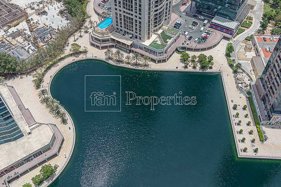 17 High Floor Lake and Golf Course view  Penthouse