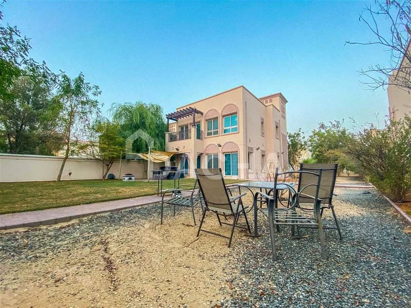 BEST LOCATION! / Vastu 2Br+M / Near Park BEST LOCATION! / Vastu 2Br+M / Near Park