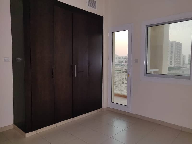 4 1 bed with balcony and store l Mazaya l Mid Floor