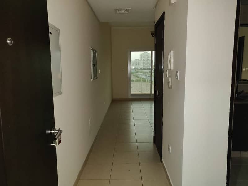 6 1 bed with balcony and store l Mazaya l Mid Floor