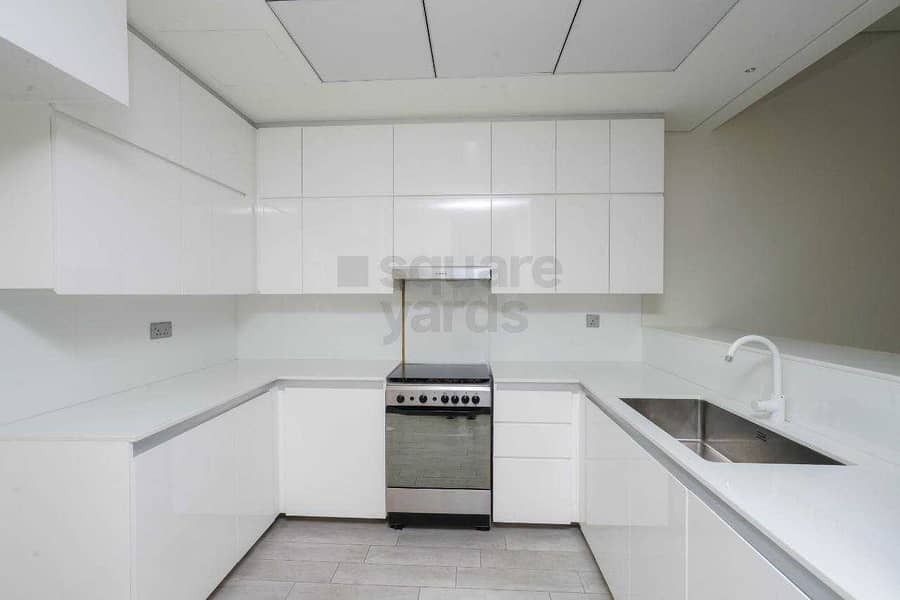 4 Spacious Burj and Canal View || Ready to Move In