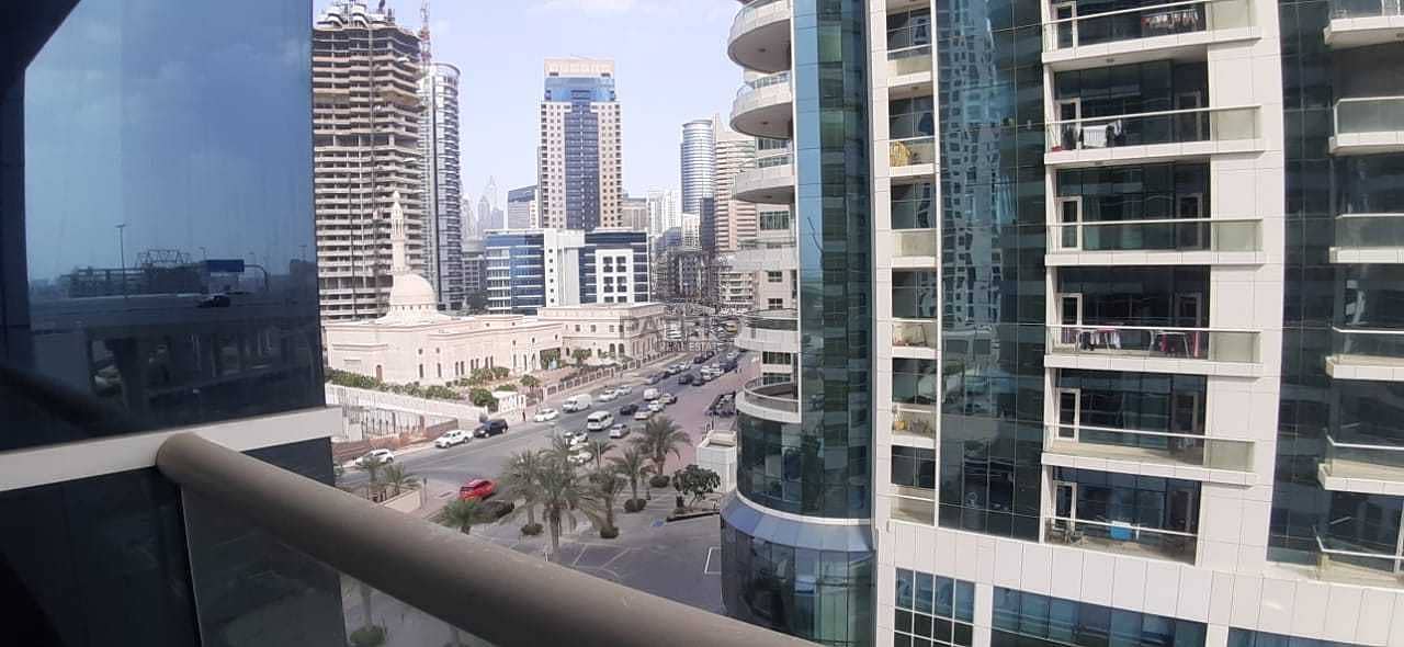 15 Marina view I Huge Size I Unfurnished apartment for rent in Dubai Marina