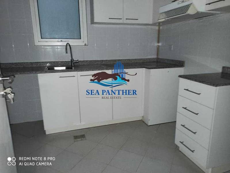 6 LARGE 1 BHK | POOL VIEW | Closed Kitchen