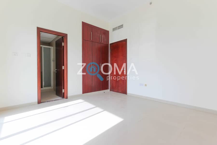 6 Spacious 2 Bed | Large Balconies | Rented