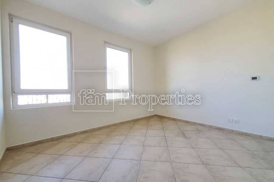 12 Bright Sun facing Ensuit 2BR Apt Ready to Move In